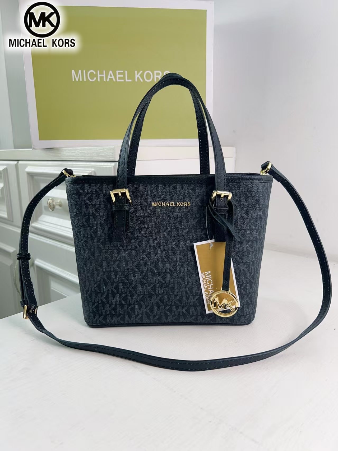 حقيبة كتف نسائية فاخرة من مايك - مراجعة Women Bags Mk وسعره