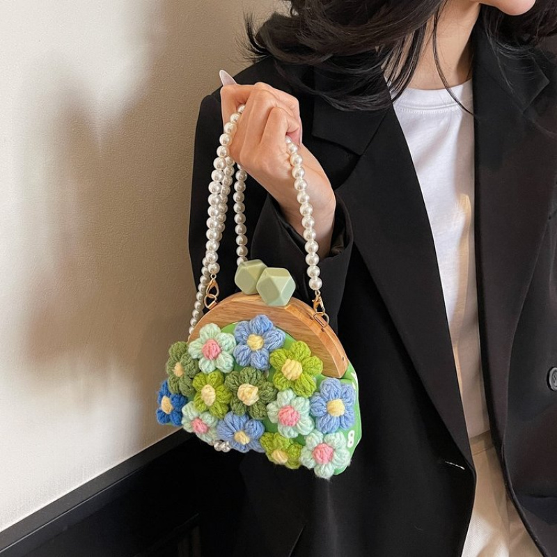 حقيبة كروس بودي محبوكة بزهرة 2 - مراجعة Women Bags Manufacturer وسعره