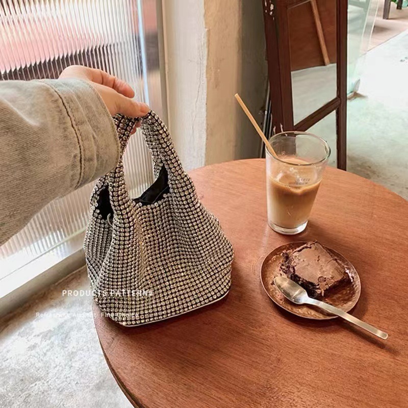 حقيبة سهرة عصرية على شكل دلو م - مراجعة Women Bags Wholesale وسعره