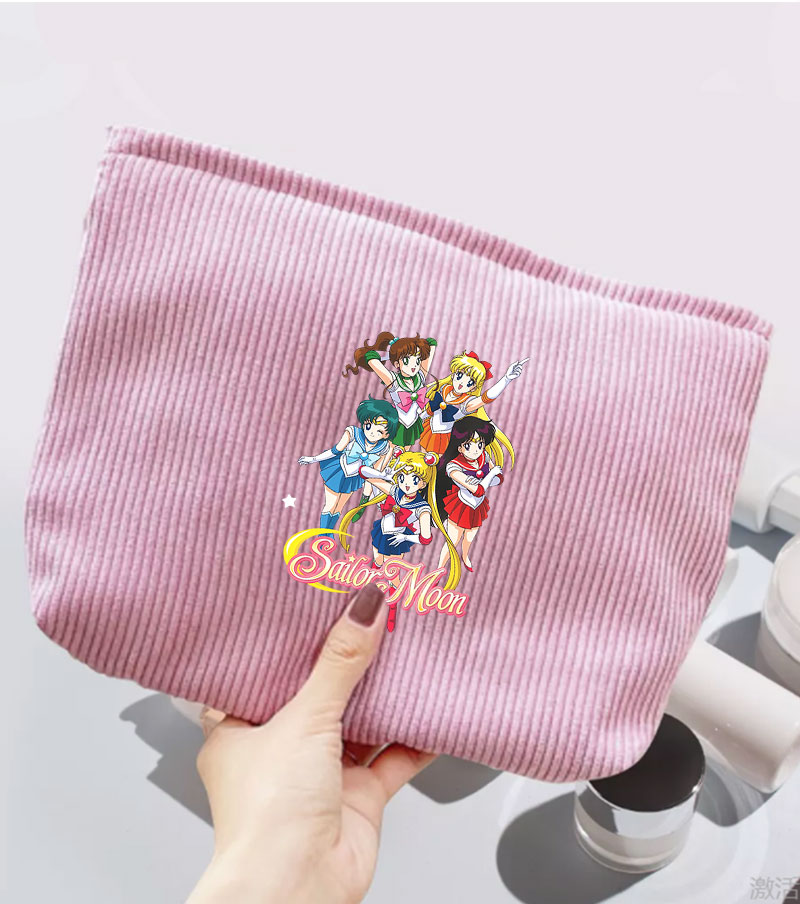 حقيبة مستحضرات تجميل للسفر من  - مراجعة Women'S Vogue Bags وسعره