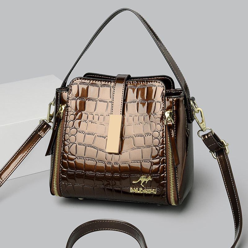 حقائب يد نسائية جديدة على المو - مراجعة Women Bags Mk وسعره